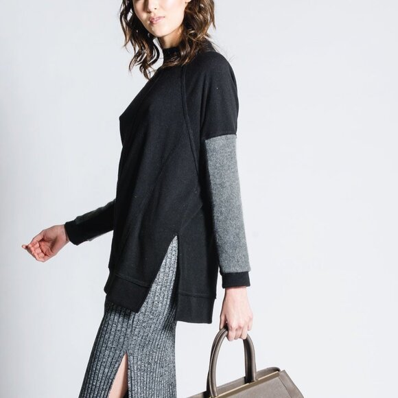 Preloved Audra Sweater - Picture 2 of 8